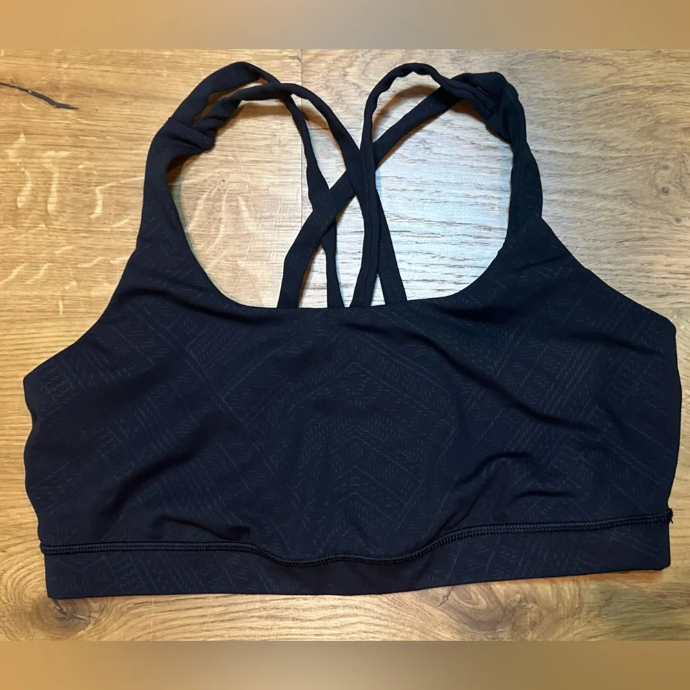 🩵 Lululemon Energy Bra Adorned Emboss Energy Bra 🩵